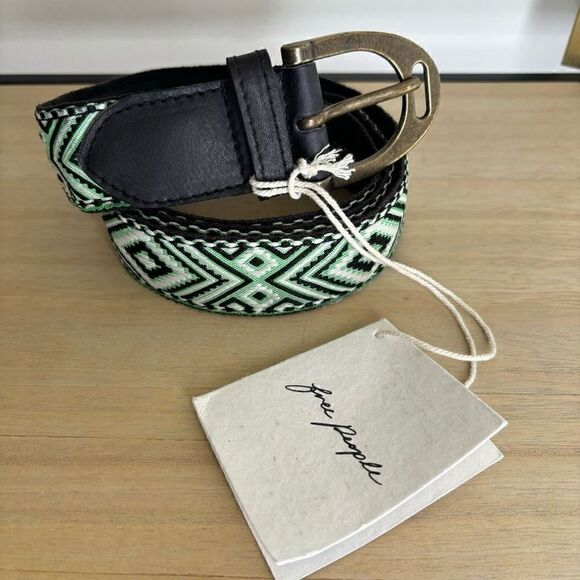Free people moving to mars printed belt M/L new - Picture 5 of 14